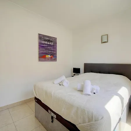 Lumineux 3 Terrasse Piscine Parking A3b134 *